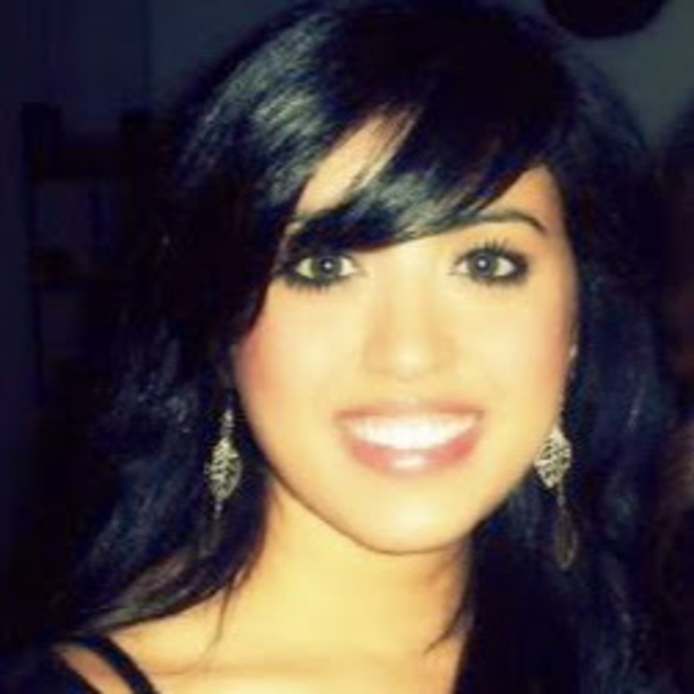 Meet your Posher, Ivette